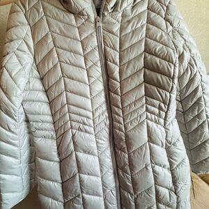 Kenneth Cole Women's Metallic Gray Puffer Coat